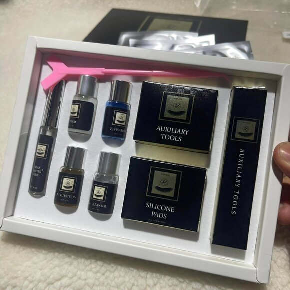 Lash Lift Eyelash Perming Kit - Picture 2 of 7